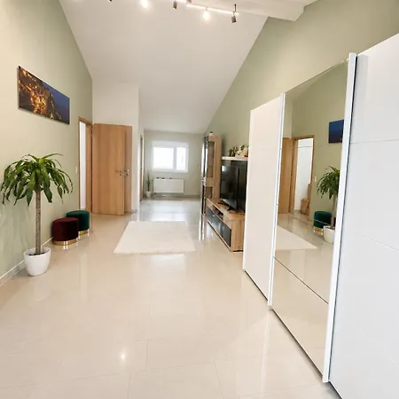Elegant With Private Bathroom- Frankfurt Messe * Francfort-sur-le-Main